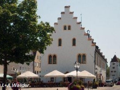 照片: Ballenhaus